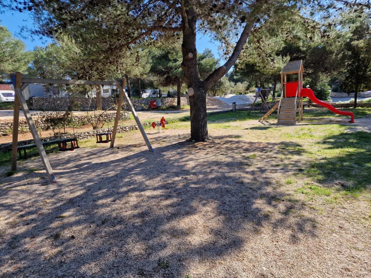 Mobile Home Sea Fairy , Jezera , Murter Tisno Buitenkant foto